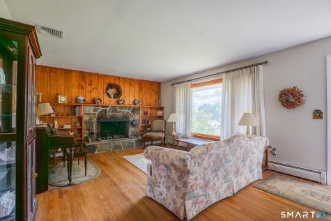 33 Kingswood Road Danbury CT 06811