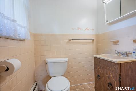 33 Kingswood Road Danbury CT 06811