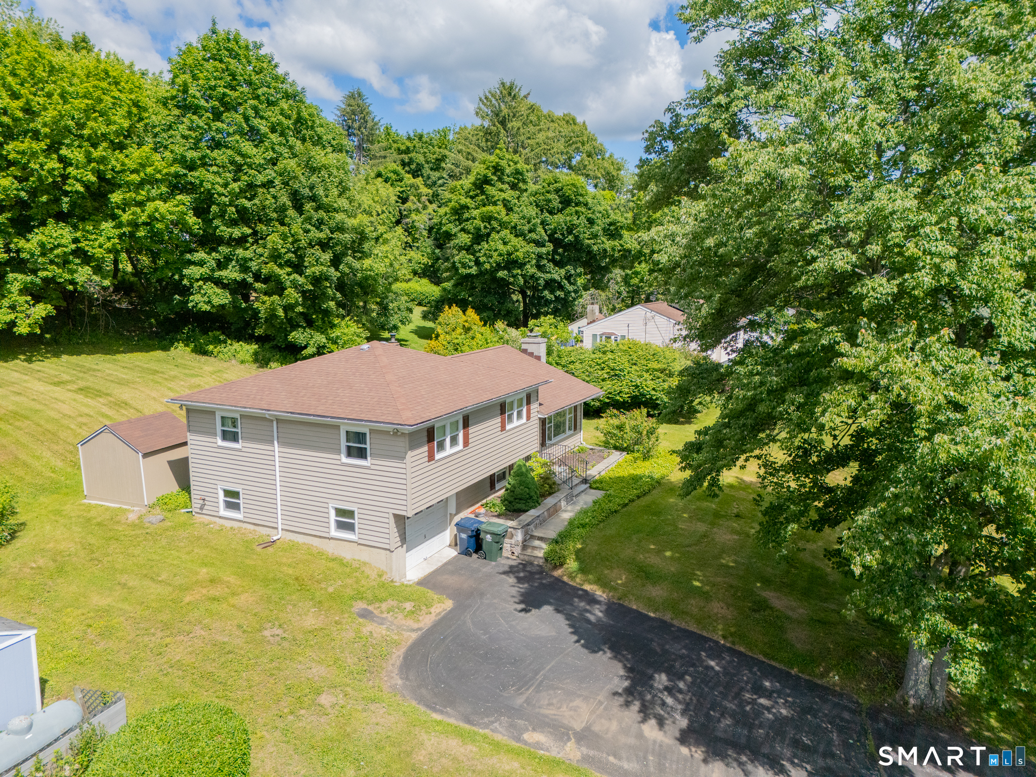 33 Kingswood Road Danbury CT 06811