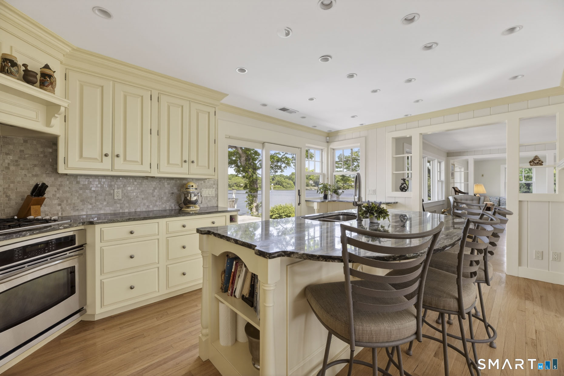 97 River Road Stonington CT 06379