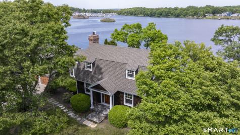 97 River Road Stonington CT 06379
