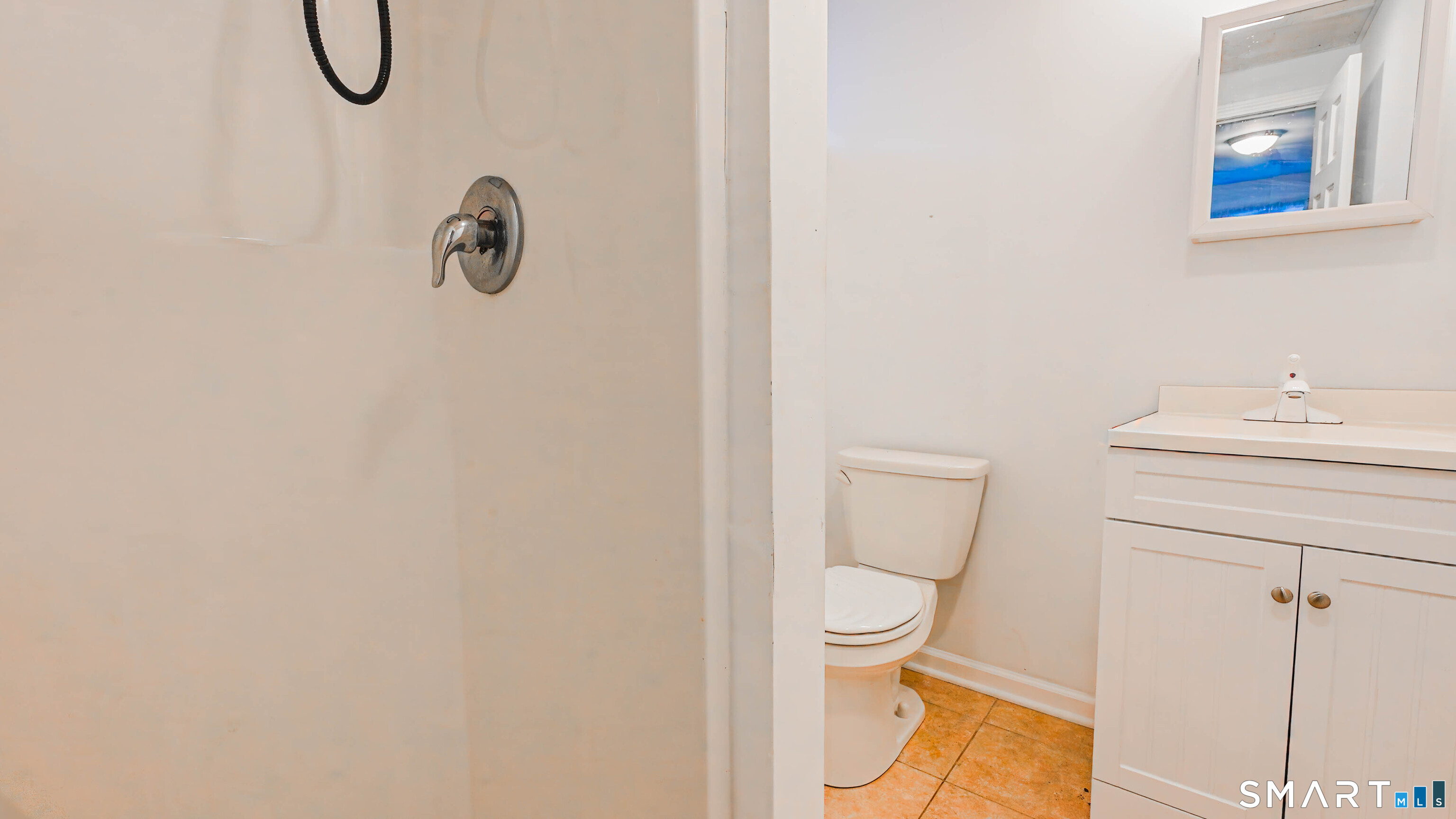 45 Daytona Street West Haven CT 06516