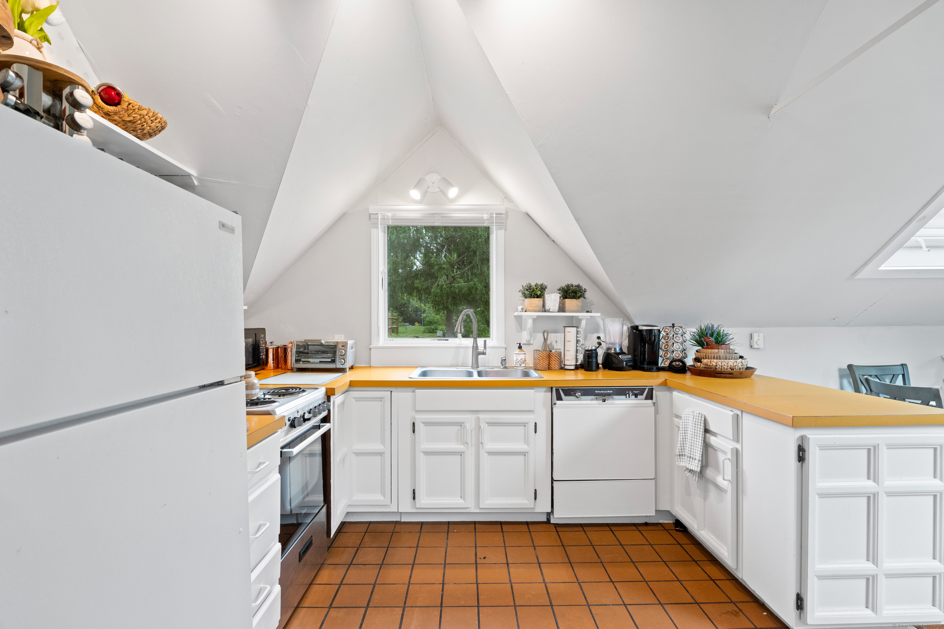 66 Collins Road Stonington CT 06378