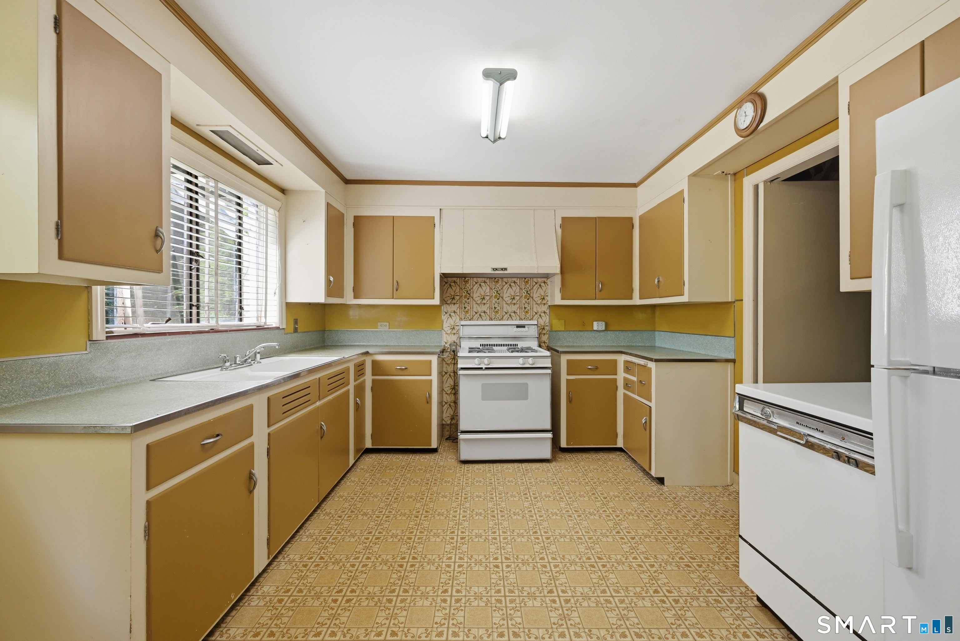 6 Taylor Road Bethel CT 06801