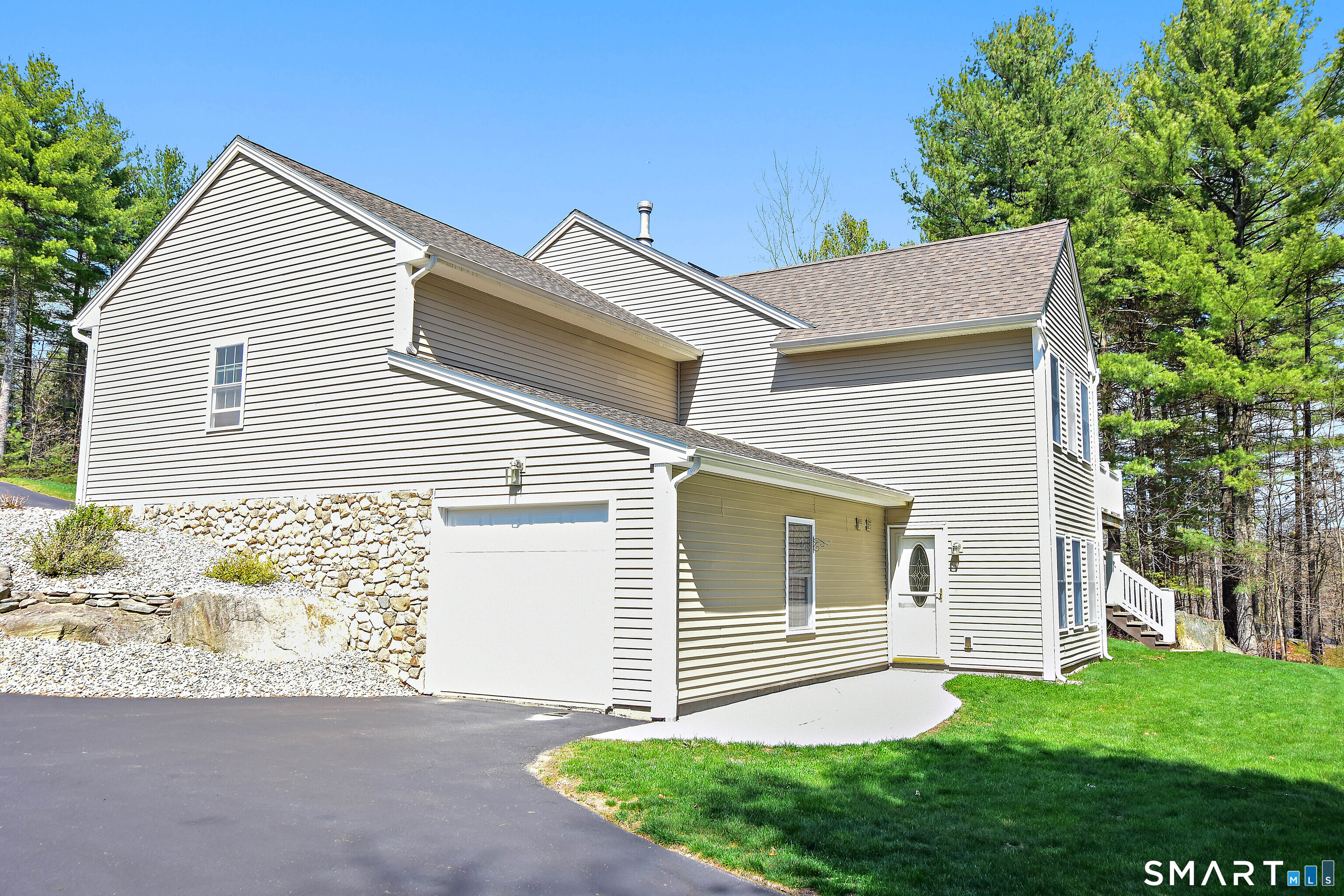 56 Salmon Drive Brooklyn CT 06234
