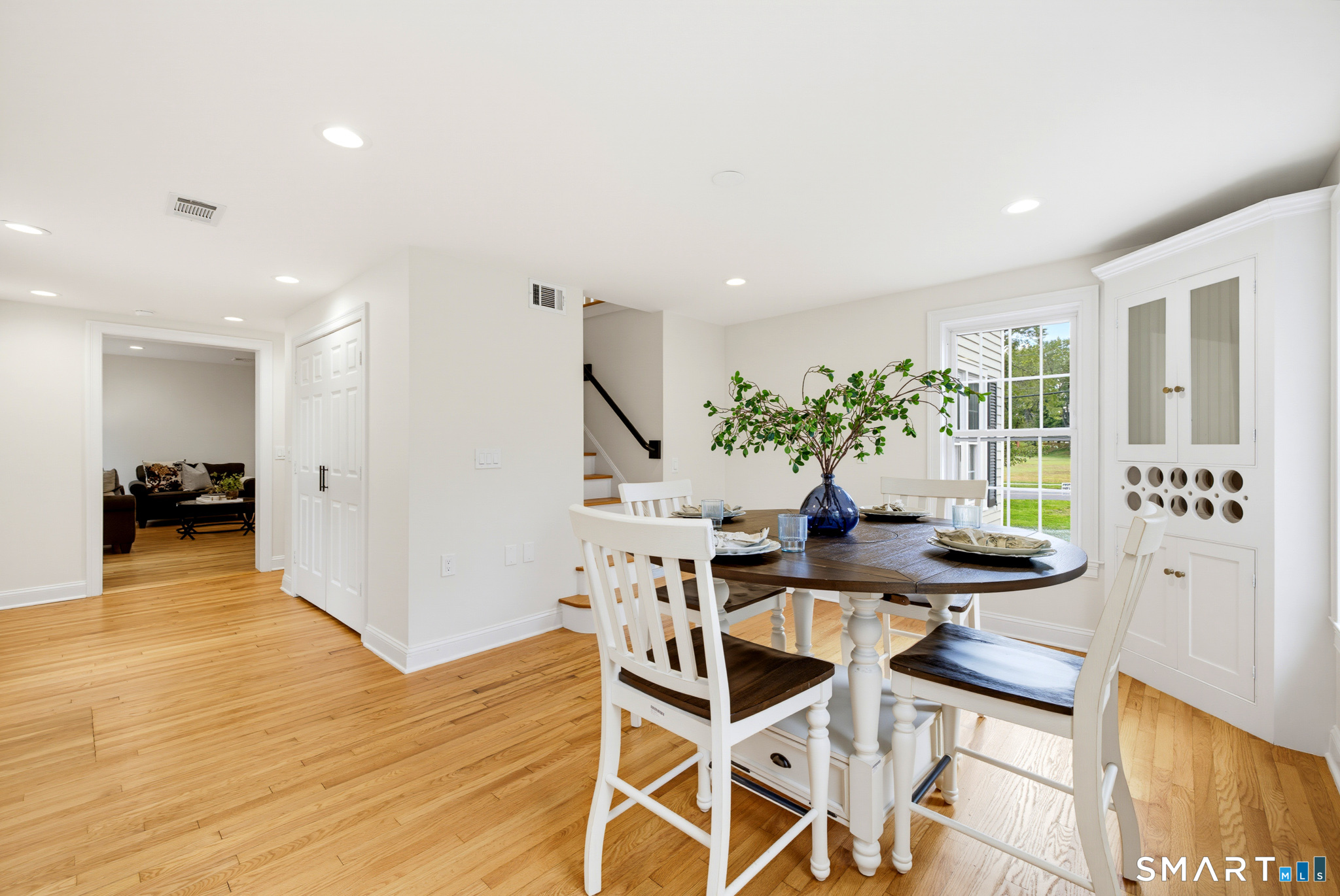 729 Ellington Road South Windsor CT 06074