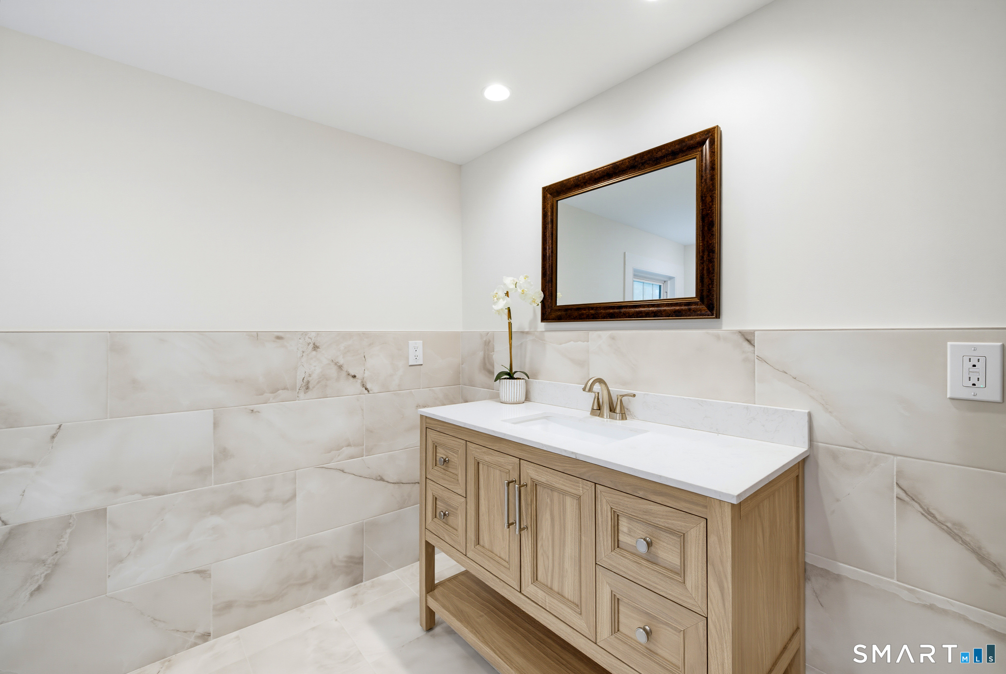 729 Ellington Road South Windsor CT 06074
