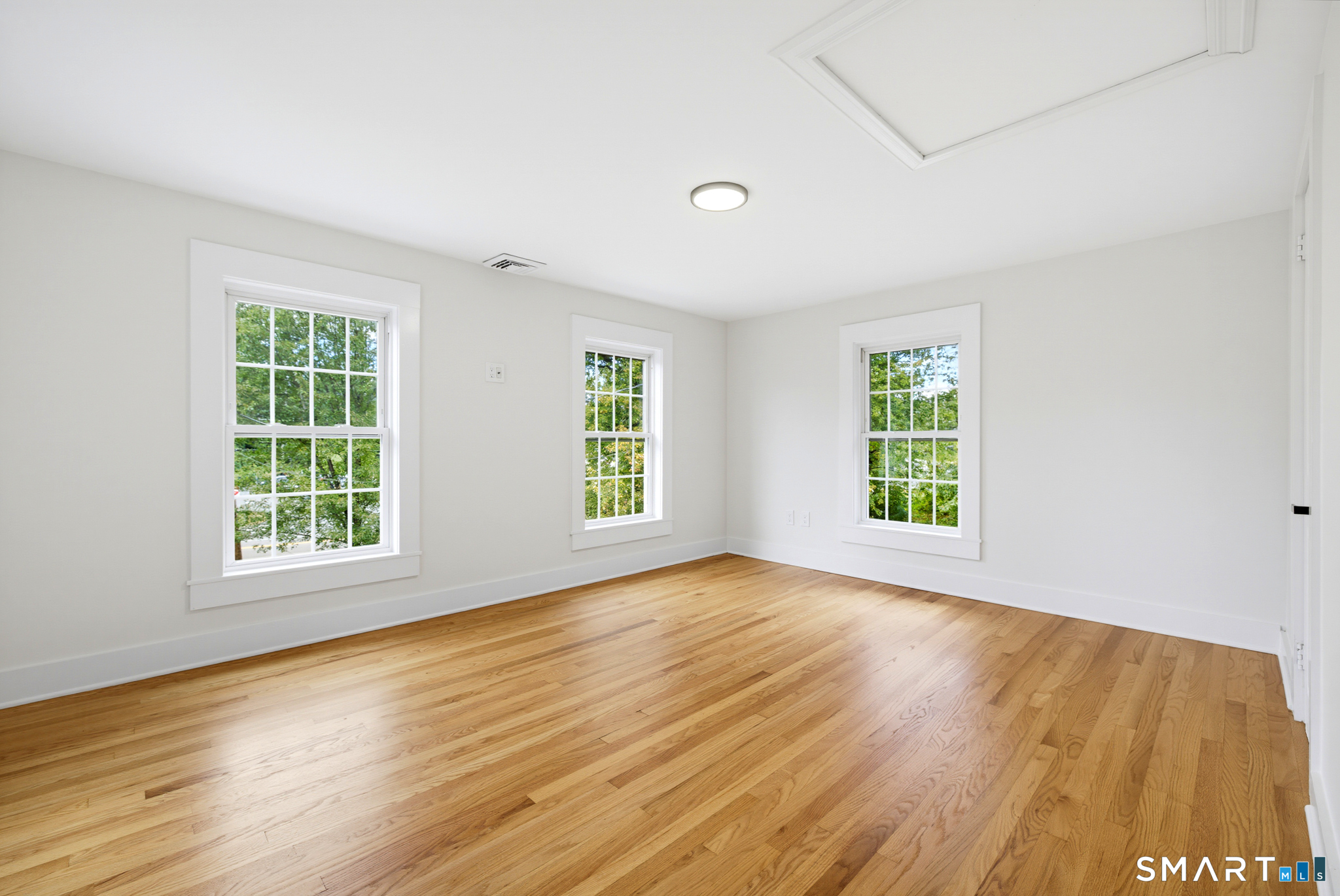 729 Ellington Road South Windsor CT 06074