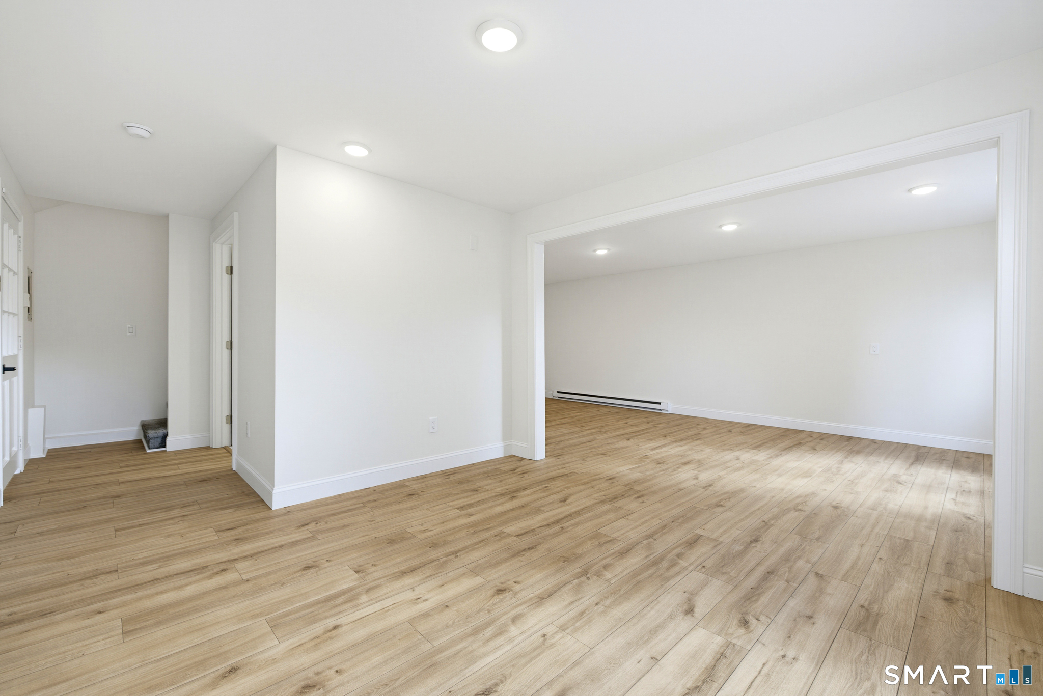 729 Ellington Road South Windsor CT 06074