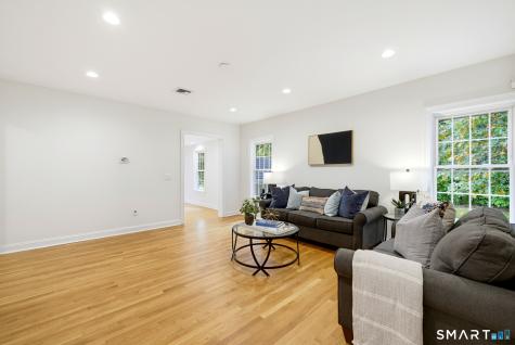 729 Ellington Road South Windsor CT 06074