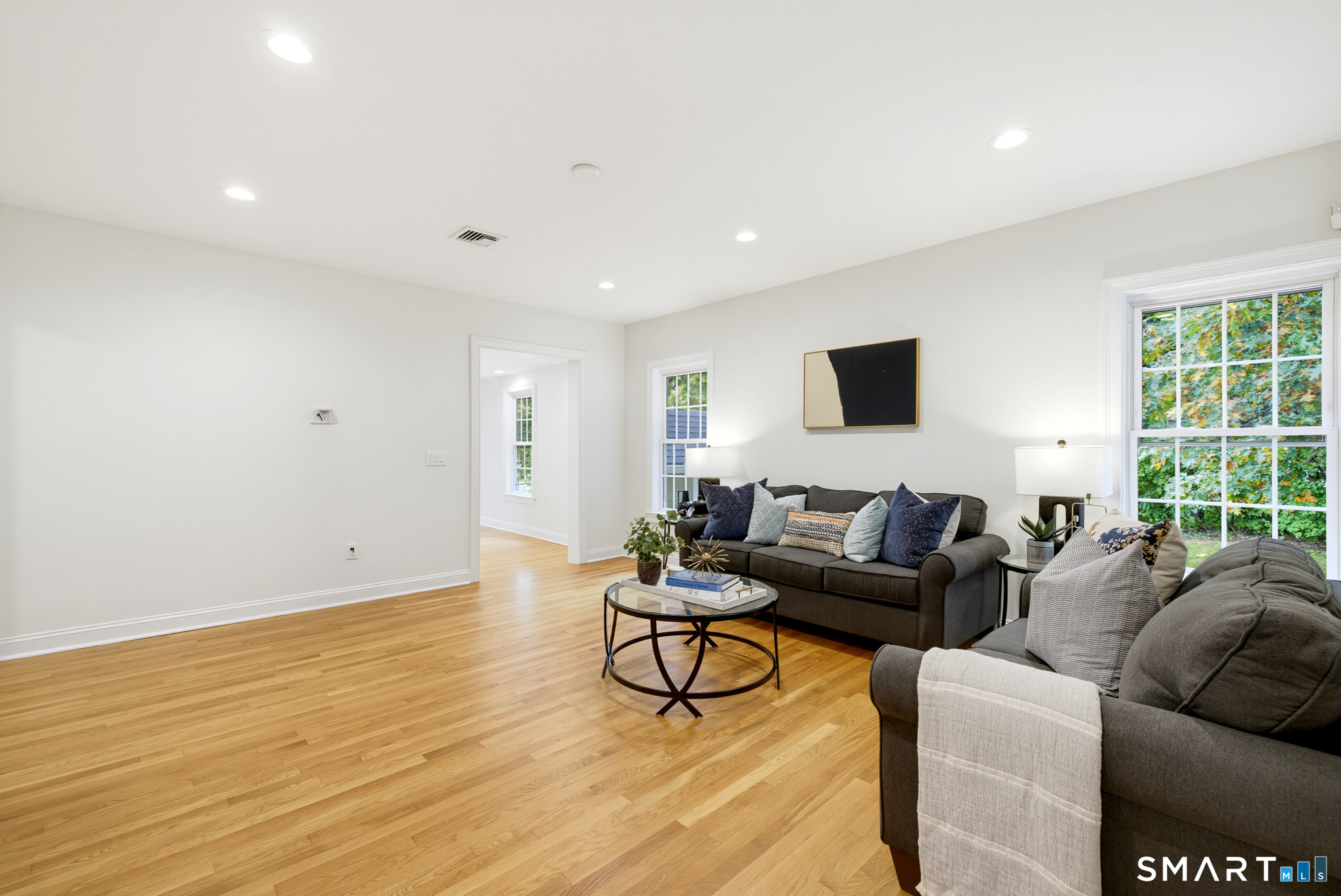 729 Ellington Road South Windsor CT 06074
