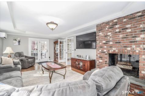 6 Belair Drive Danbury CT 06811
