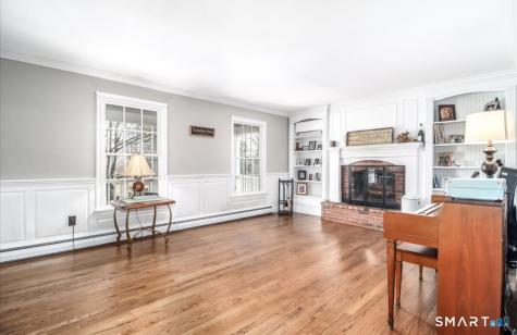 6 Belair Drive Danbury CT 06811