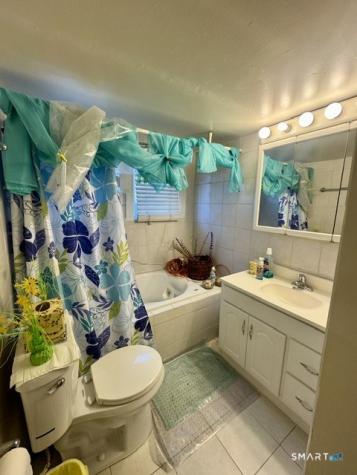 11 Bliss Street East Hartford CT 06108