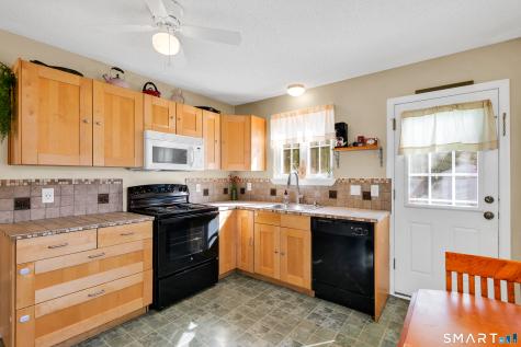 12 Ohear Avenue Enfield CT 06082