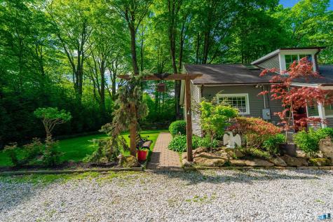 471 Newtown Turnpike Redding CT 06896