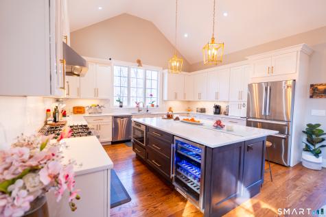 471 Newtown Turnpike Redding CT 06896