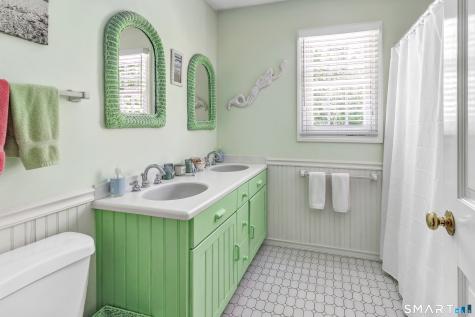 995 Beaver Dam Road Stratford CT 06614