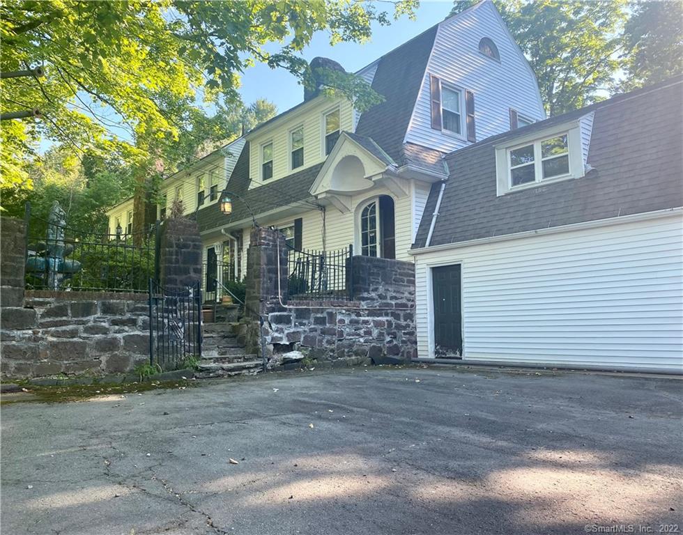 1789 Albany Avenue Hartford CT 06105