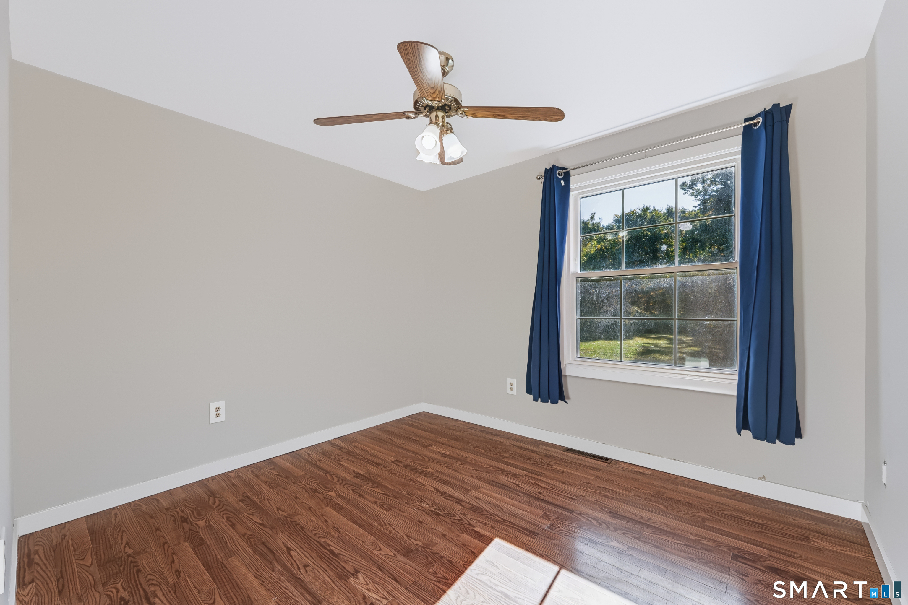 403-405 Skokorat Road Beacon Falls CT 06403