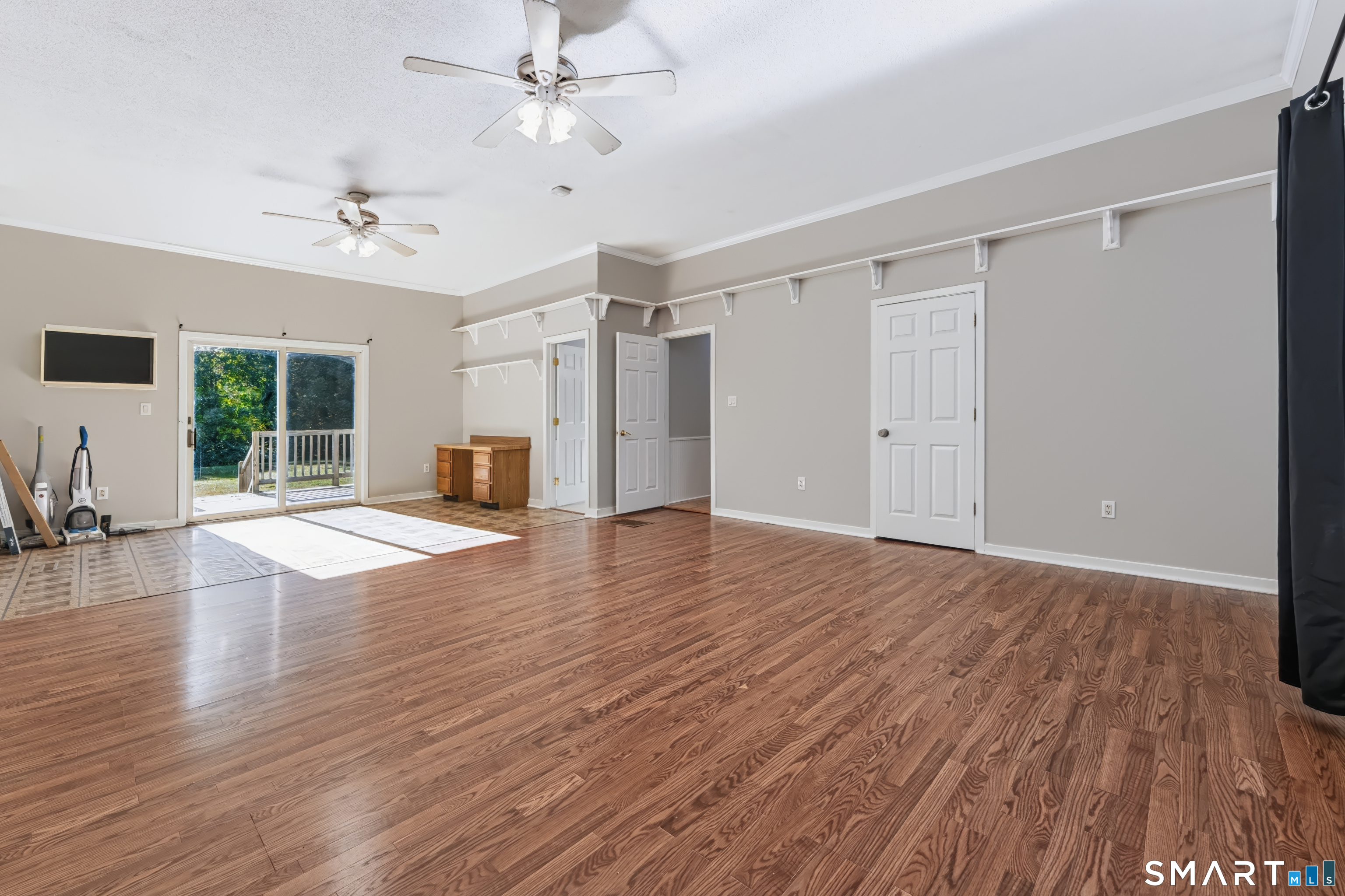 403-405 Skokorat Road Beacon Falls CT 06403