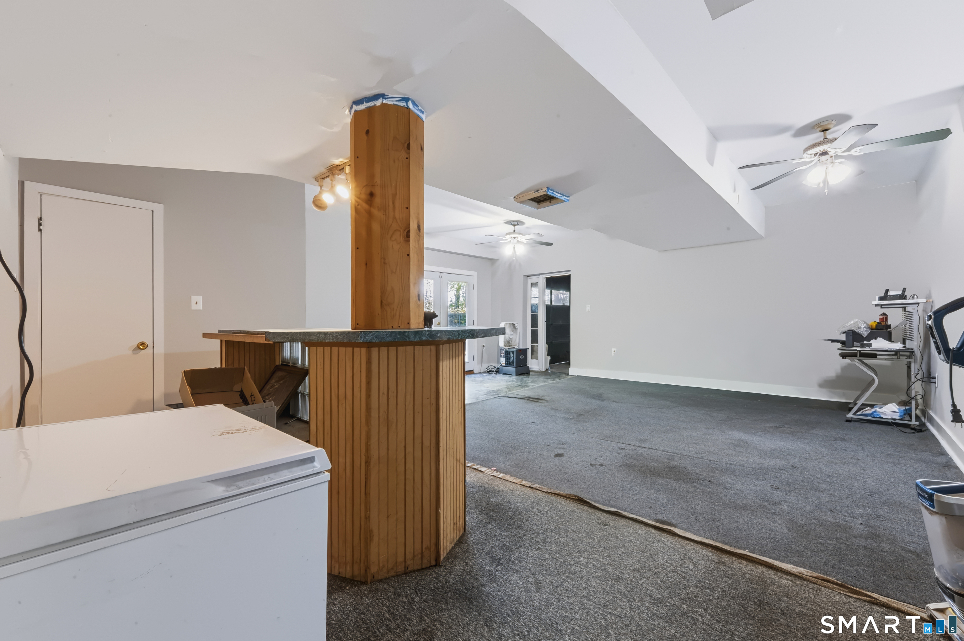 403-405 Skokorat Road Beacon Falls CT 06403