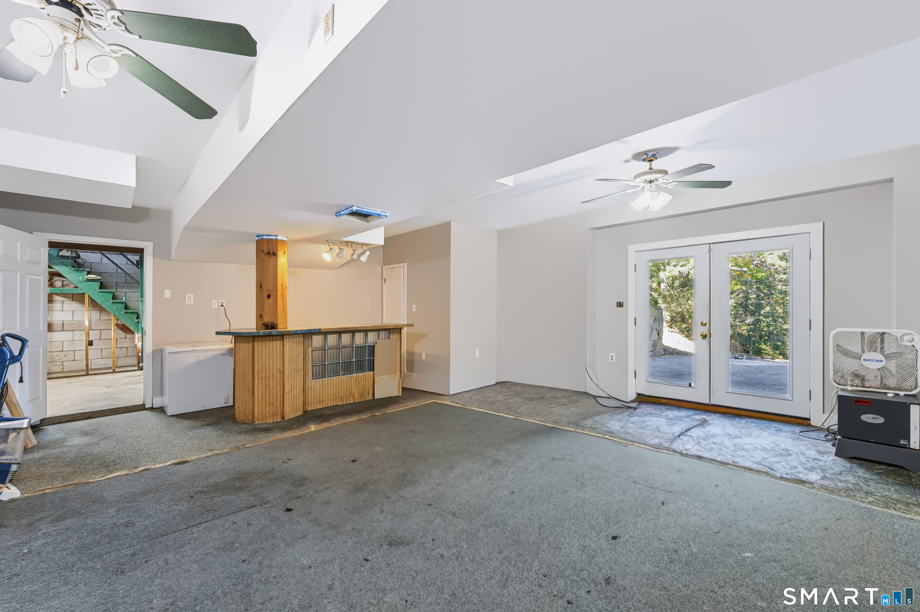 403-405 Skokorat Road Beacon Falls CT 06403