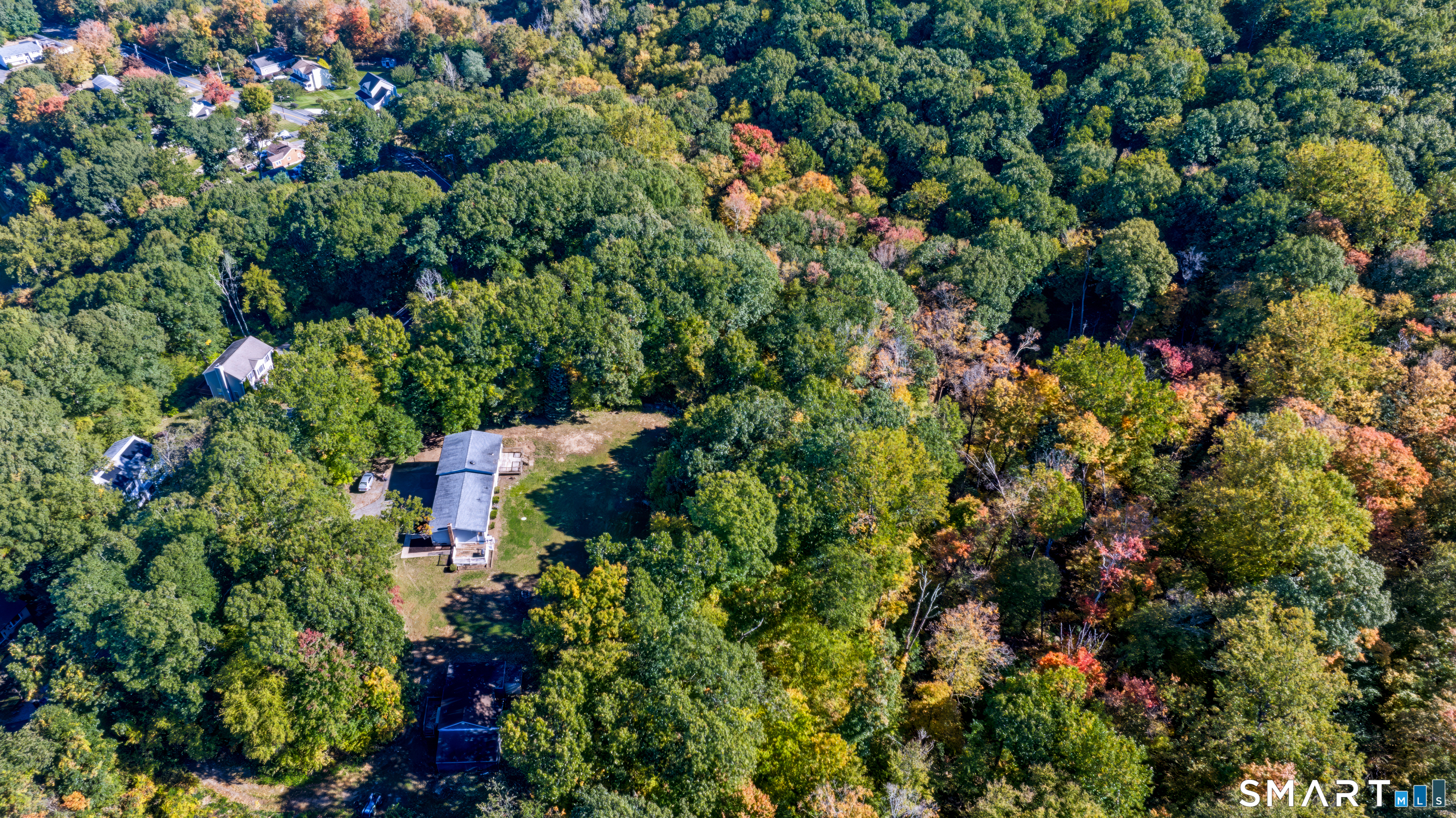 403-405 Skokorat Road Beacon Falls CT 06403