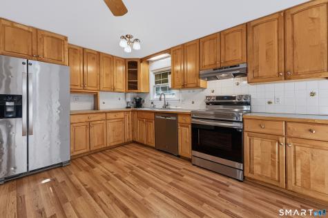 403-405 Skokorat Road Beacon Falls CT 06403
