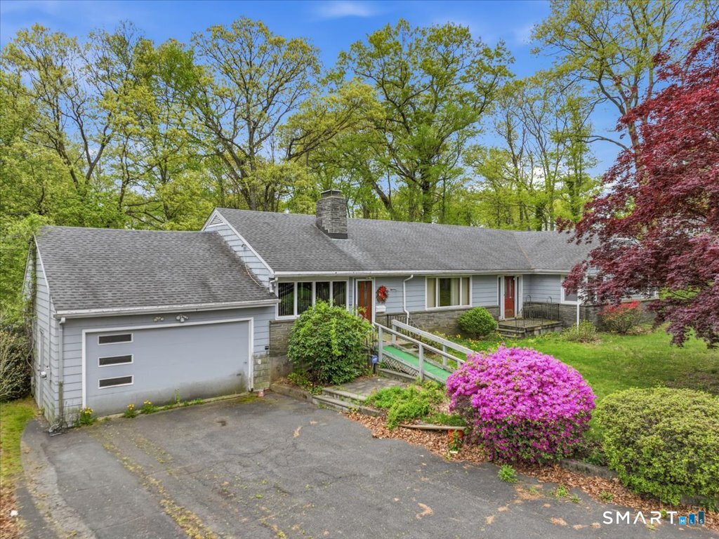 95 Westwood Drive Easton CT 06612