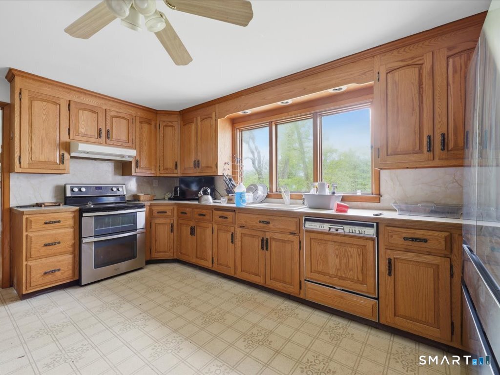 95 Westwood Drive Easton CT 06612