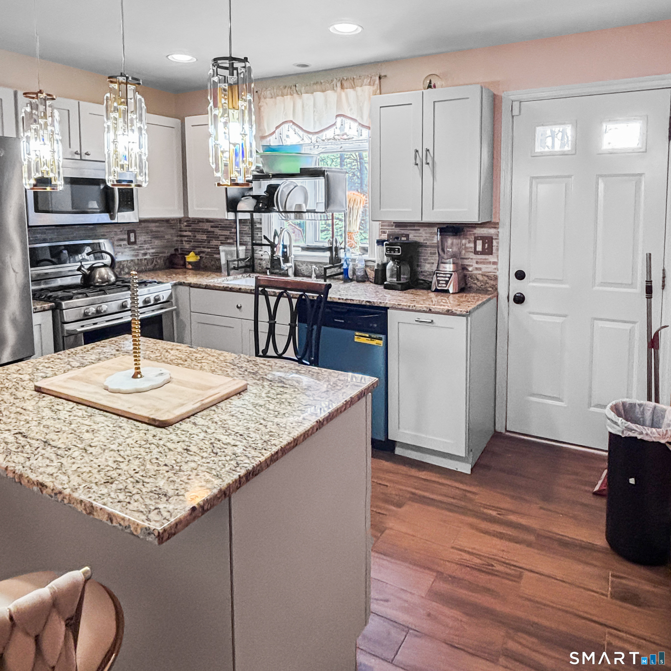 364 Griffin Avenue Bridgeport CT 06606