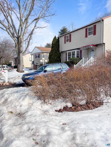 364 Griffin Avenue Bridgeport CT 06606