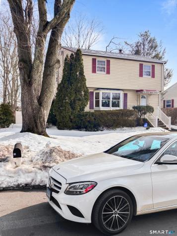 364 Griffin Avenue Bridgeport CT 06606