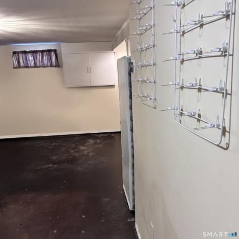 364 Griffin Avenue Bridgeport CT 06606