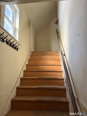 292 Old Colchester Road Montville CT 06382