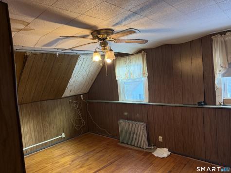 292 Old Colchester Road Montville CT 06382