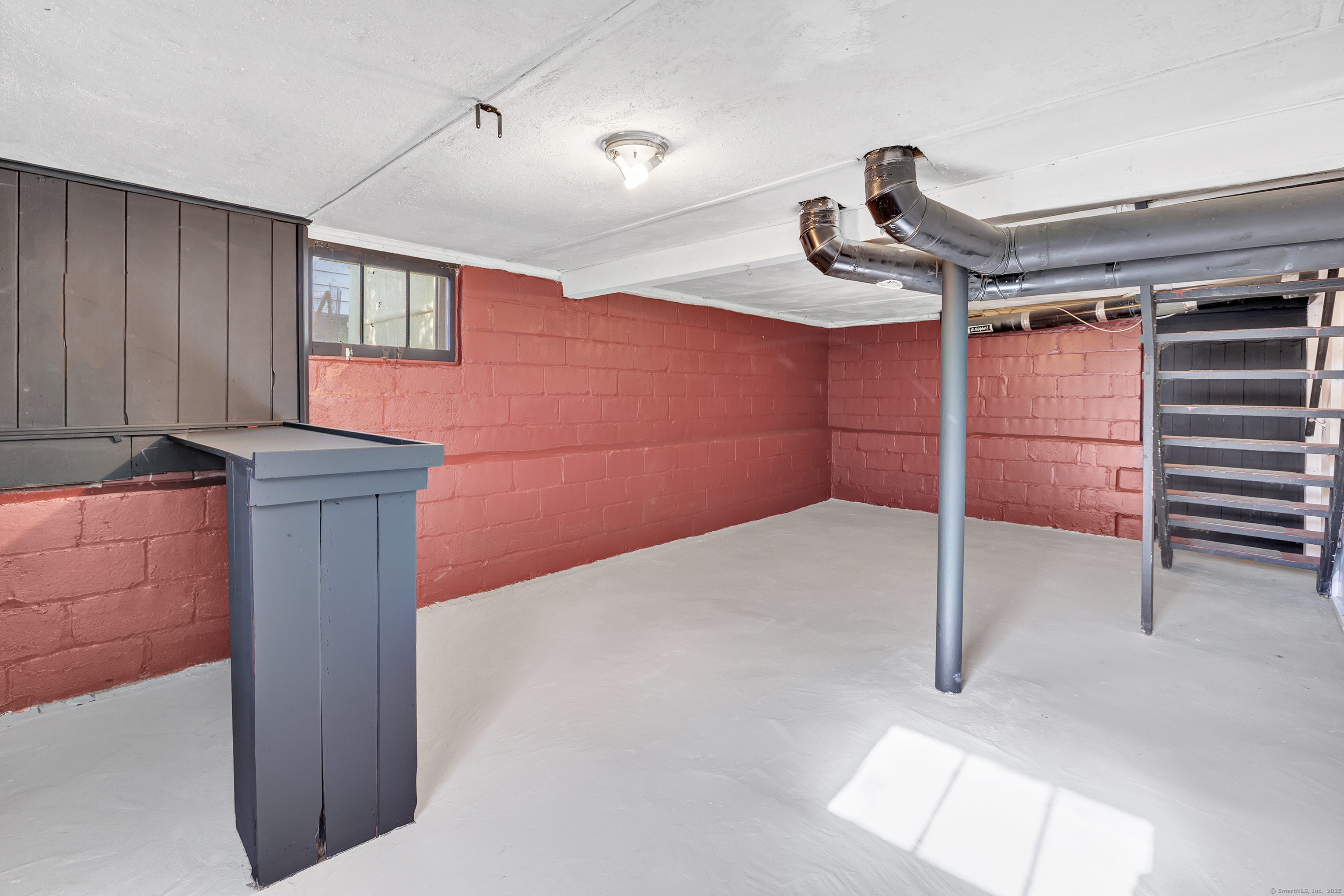 783 Clark Street Bridgeport CT 06606