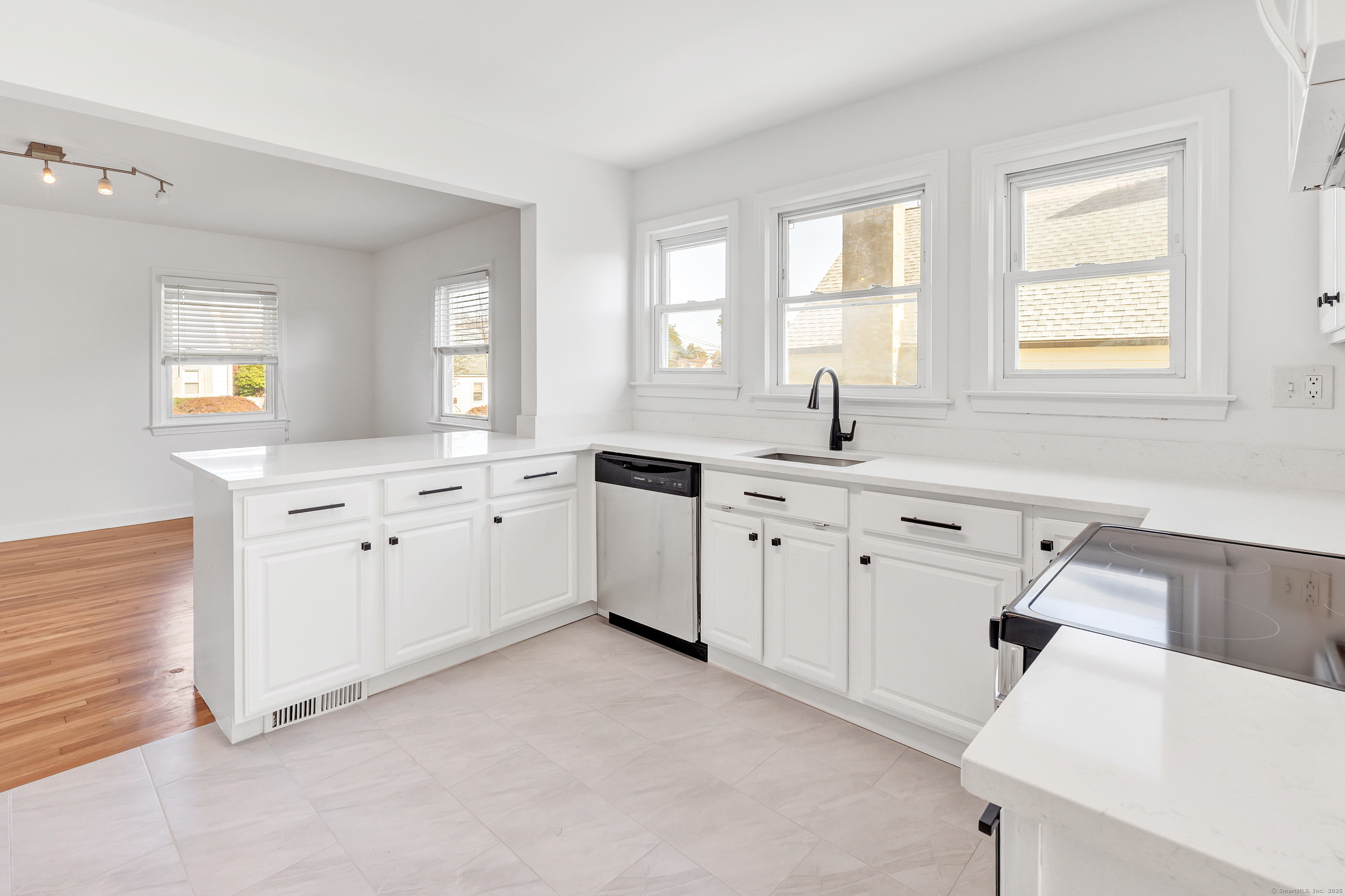 783 Clark Street Bridgeport CT 06606