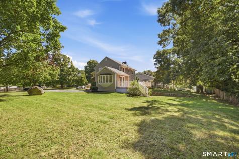 23 Hoffman Road Manchester CT 06042