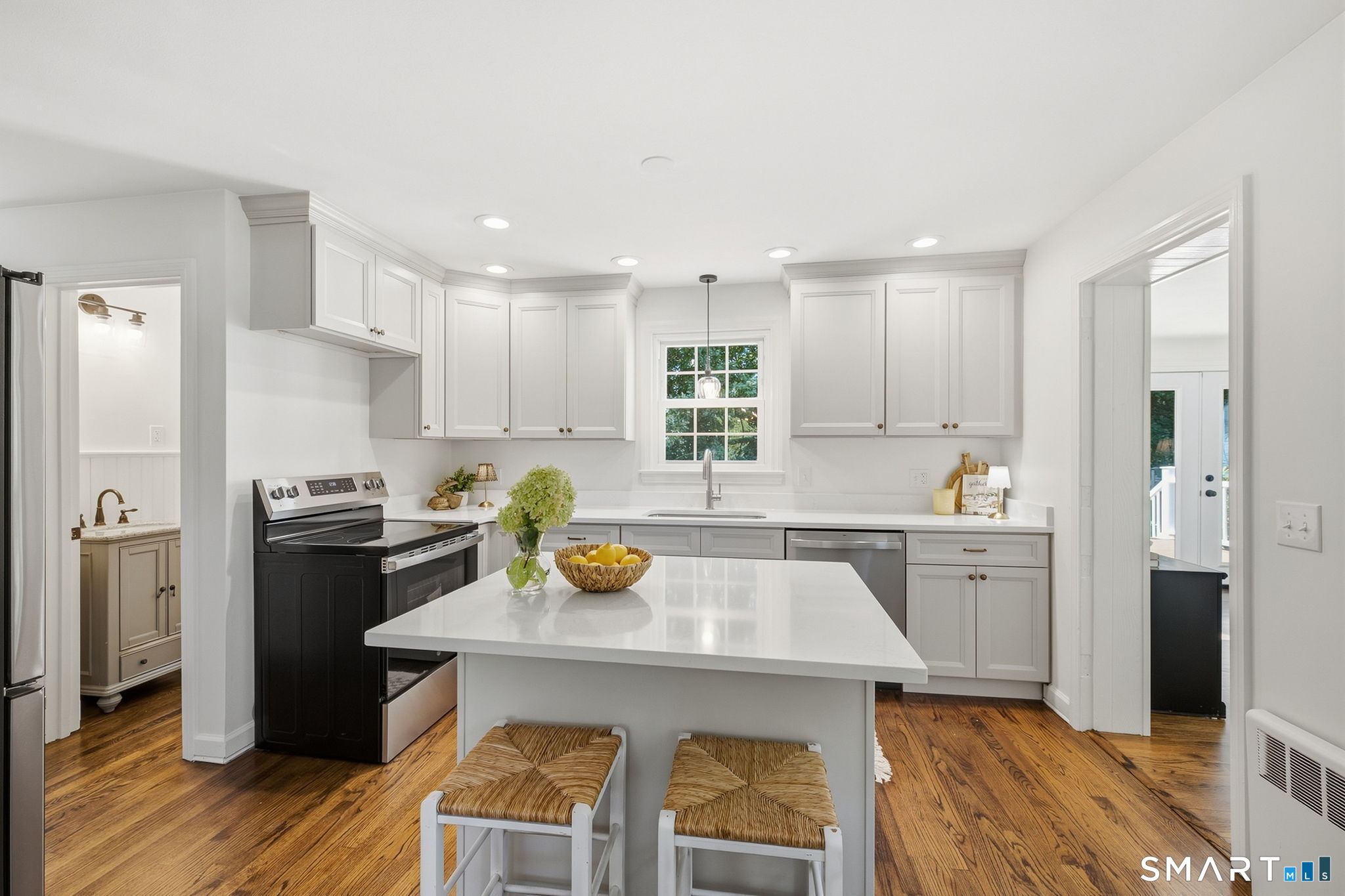 23 Hoffman Road Manchester CT 06042