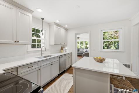 23 Hoffman Road Manchester CT 06042