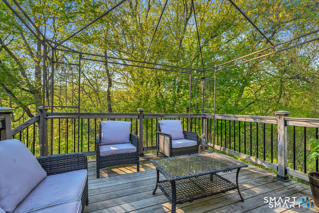 19 Robertson Drive Hamden CT 06518