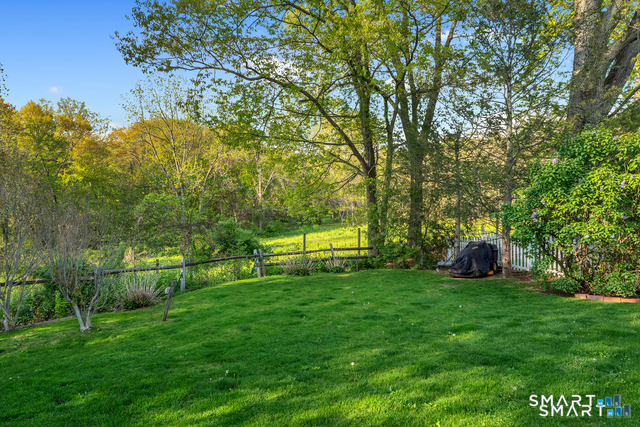 19 Robertson Drive Hamden CT 06518