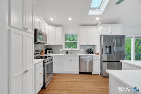 19 Robertson Drive Hamden CT 06518