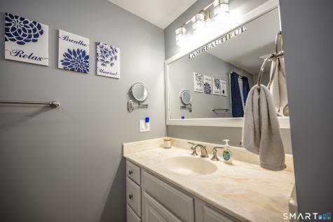 10 Wexford Lane Cromwell CT 06416