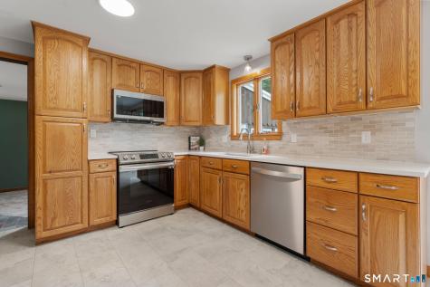 52 Bass Drive Enfield CT 06082