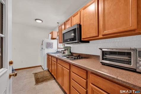 463 Pearl Lake Rd Road Waterbury CT 06706