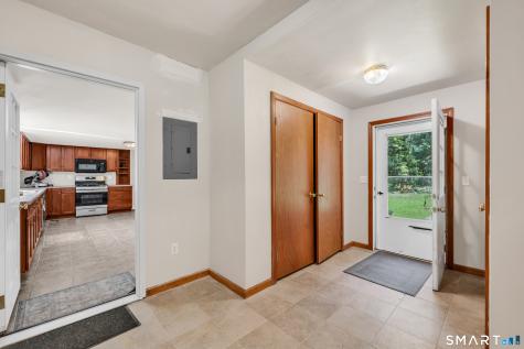 463 Pearl Lake Rd Road Waterbury CT 06706