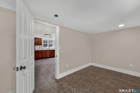 463 Pearl Lake Rd Road Waterbury CT 06706